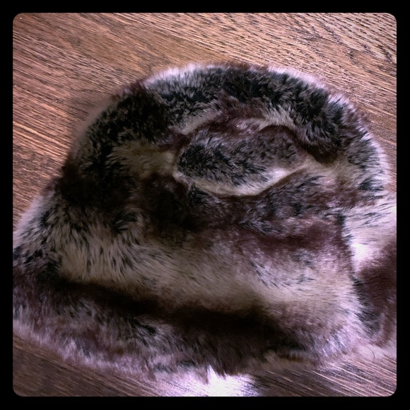 Accessories - Faux fur women’s winter hat